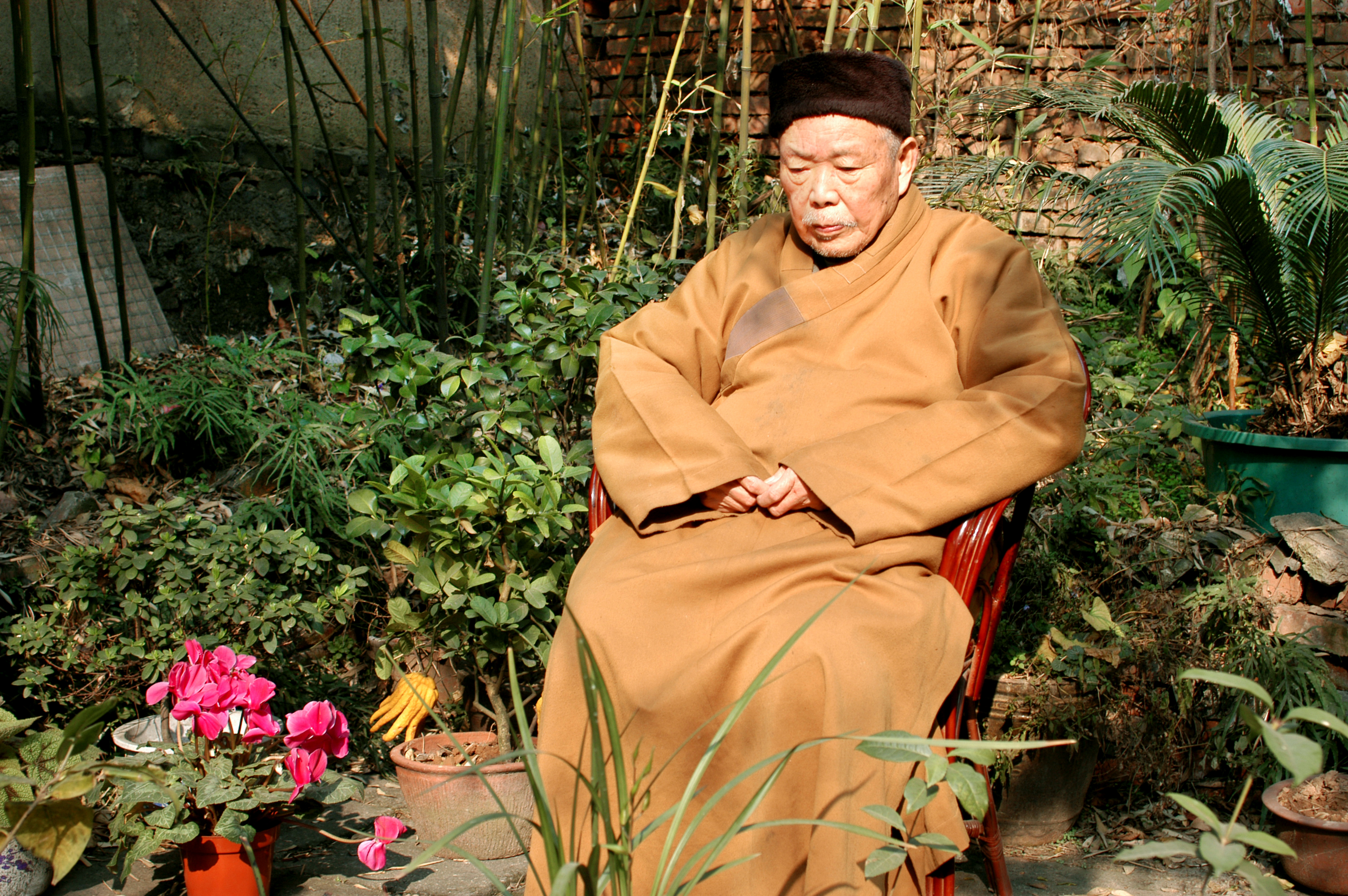 20041215兜率寺圆霖法师 008